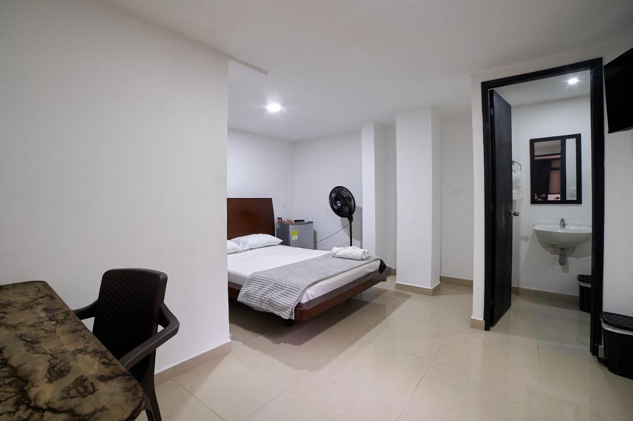 Farum Hotel Medellin Exterior photo